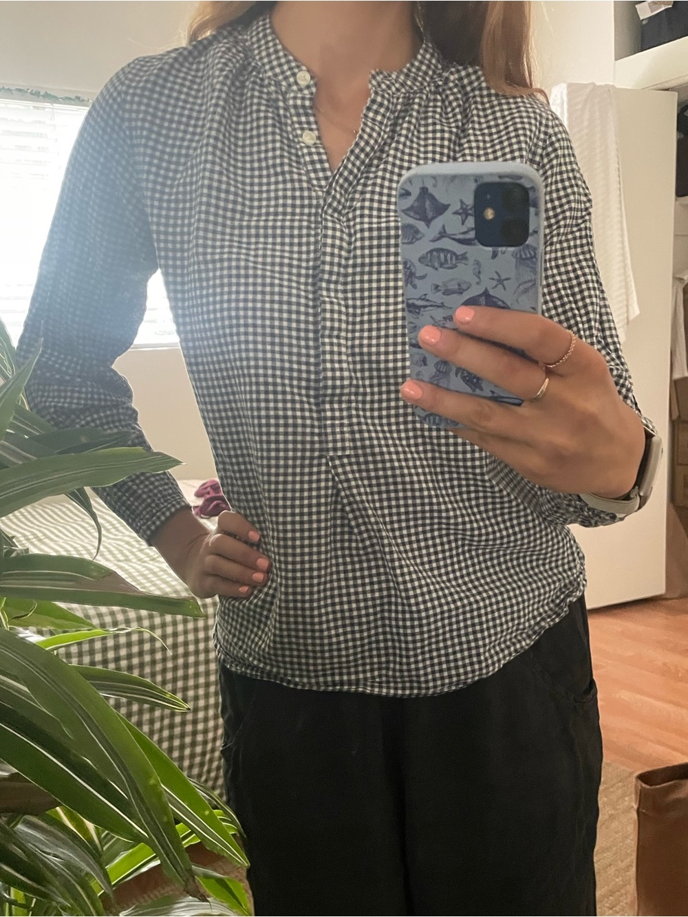 Trovata black & white gingham button up blouse!
